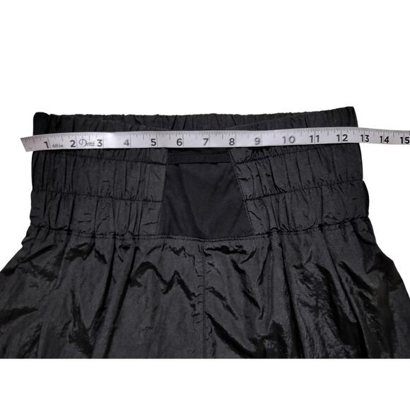 Free People movement women's the way home black shorts size M - Picture 10 of 11